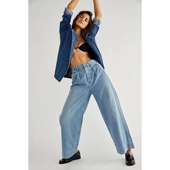 NWT FREE PEOPLE X CITIZENS OF HUMANITY Sz 32 ELENA PLEATED WIDE LEG JEANS - Picture 1 of 4